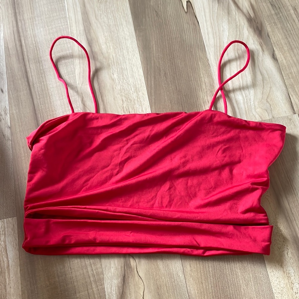 Crop top with slit